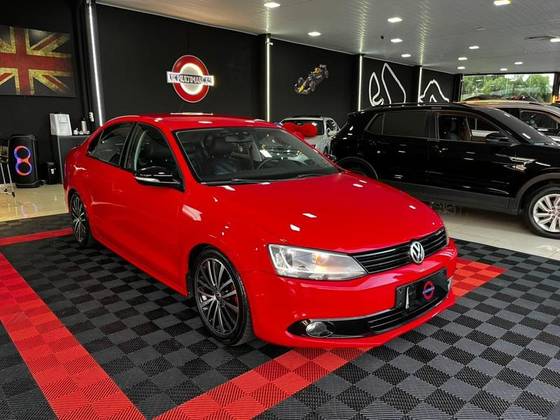 VOLKSWAGEN JETTA 2.0 TSI HIGHLINE 211CV GASOLINA 4P TIPTRONIC